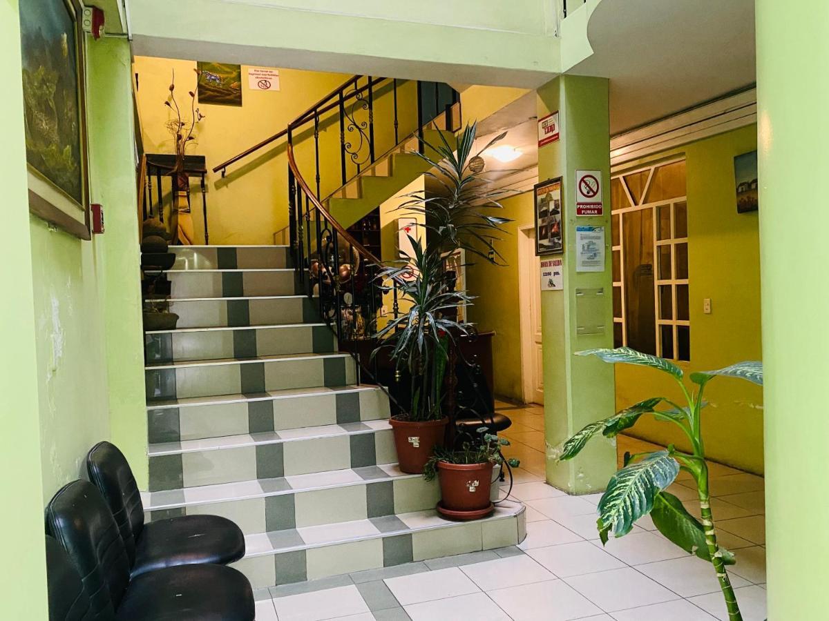 Hostal Grand Rio Baños Екстериор снимка