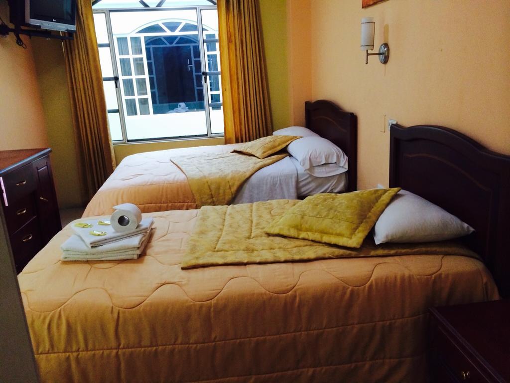 Hostal Grand Rio Baños Стая снимка